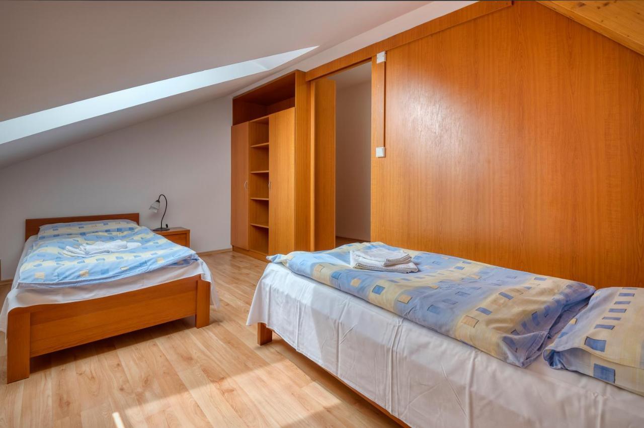 Skoliace Stredisko Ives Hotel Kosice Luaran gambar