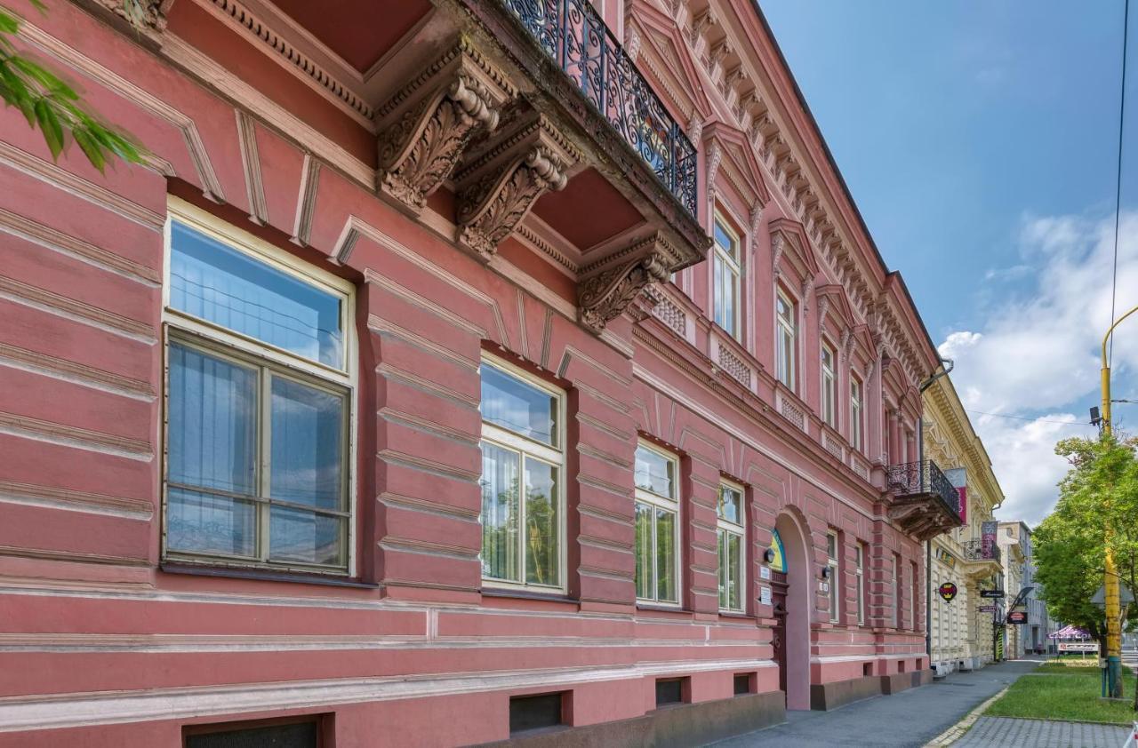 Skoliace Stredisko Ives Hotel Kosice Luaran gambar